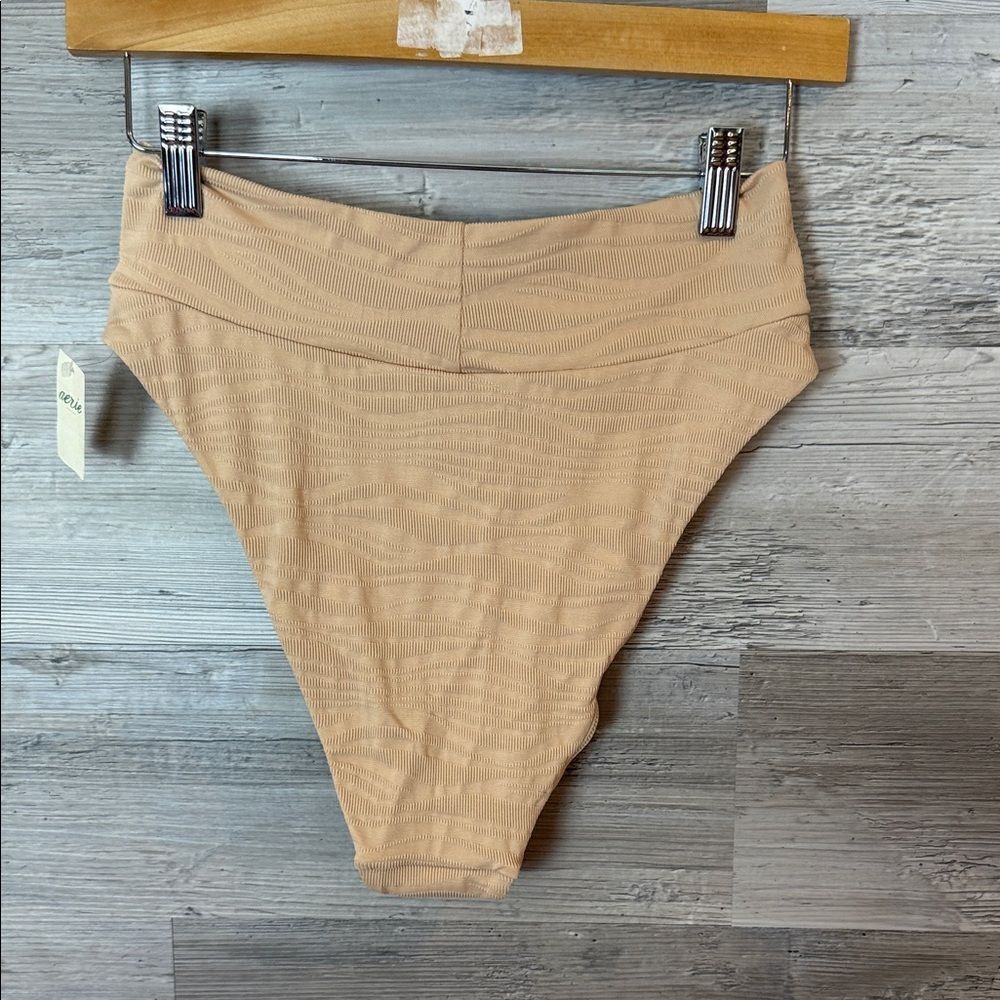 Aerie Textured Tan Bikini Bottom - Picture 4 of 5